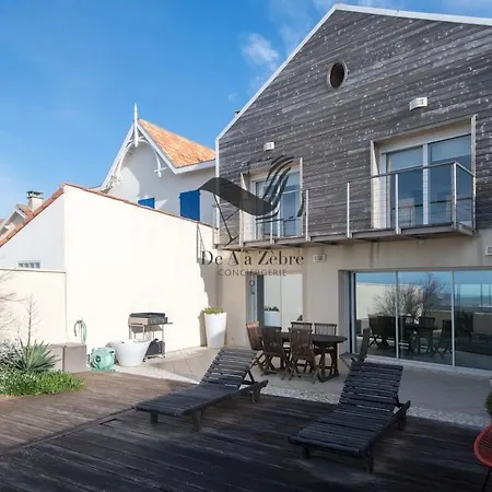 & Soleil - Face Avec Acces Direct 펜션 *