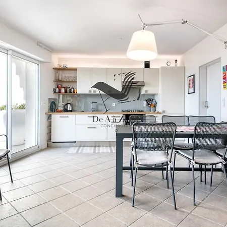 & Soleil - Face Avec Acces Direct Guest house